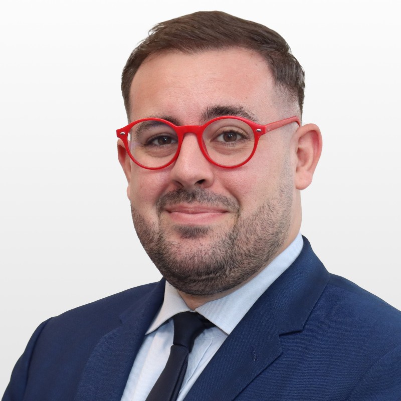 6Mikaa Blugeon-Mered