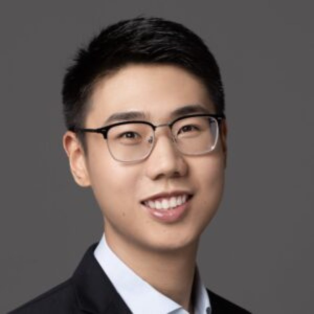 Chris-Liu-Headshot_1-300x300