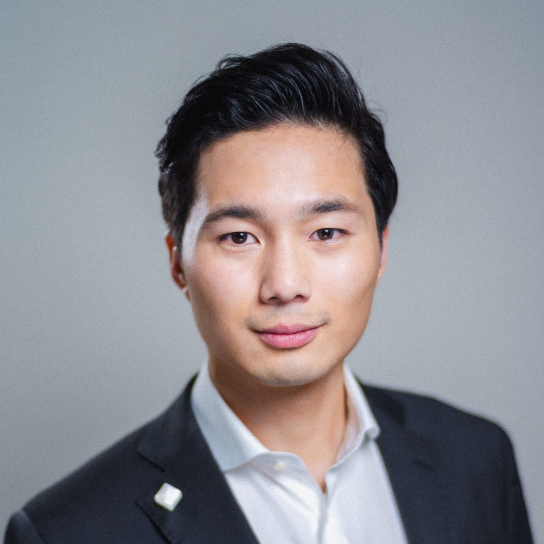 MichaelLiu_headshot_2mbSquare